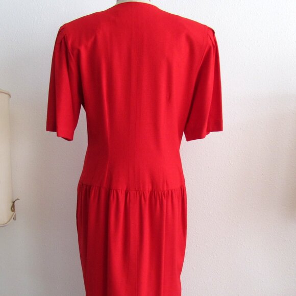 VINTAGE RED SILK DRESS, 10, SHORT SLEEVE, POCKETS, BLACK BUTTONS, 1980s, EUC - Picture 5 of 7